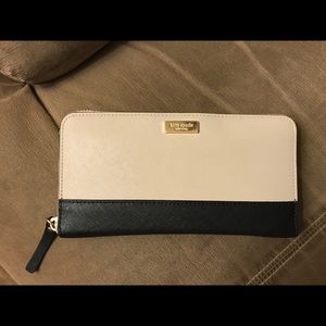 ✨Kate Spade Wallet black/mousse✨